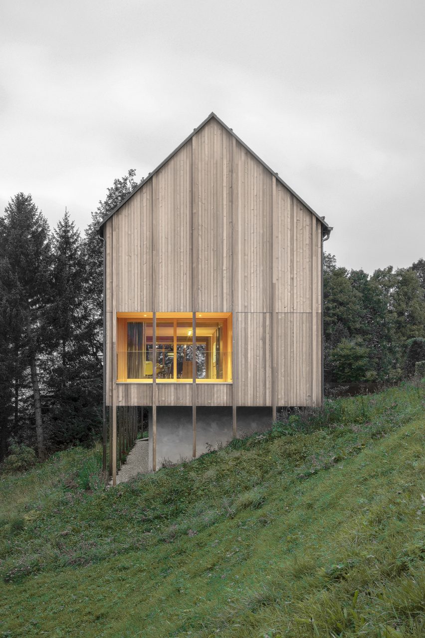 Haus am Stürcherwald by Bernardo Bader