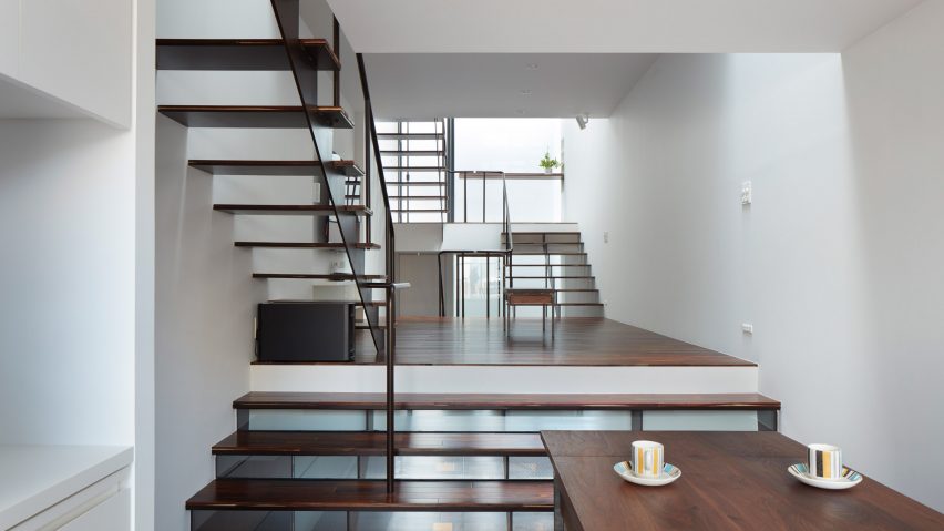House in Minami-tanabe by Fukiwaramuro Architects