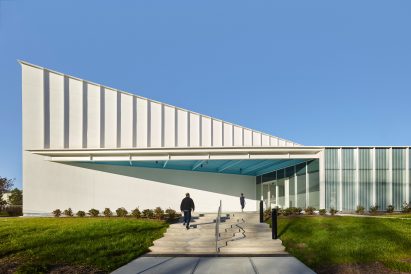 TREC by Ikon.5 Architects