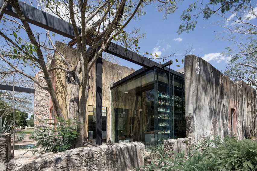 Ixi'im Restaurant by Jorge Bolio Arquitectura