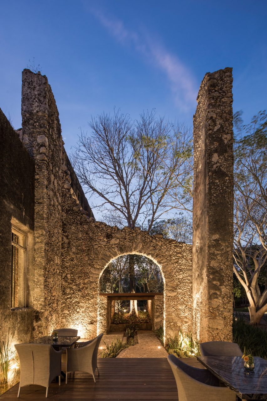 Ixi'im Restaurant by Jorge Bolio Arquitectura