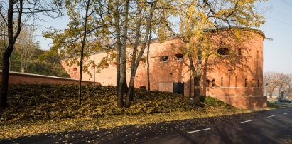 Katyn Museum by BBGK Architekci