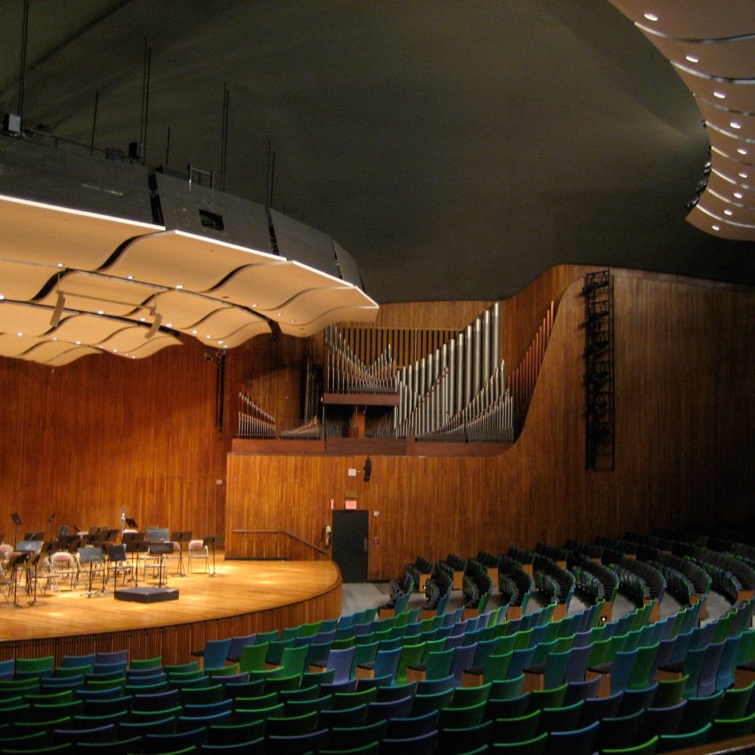 Kresge Auditorium by Eero Saarinen
