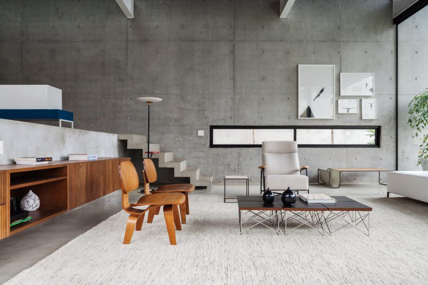 Mattos House by FGMF Arquitetos
