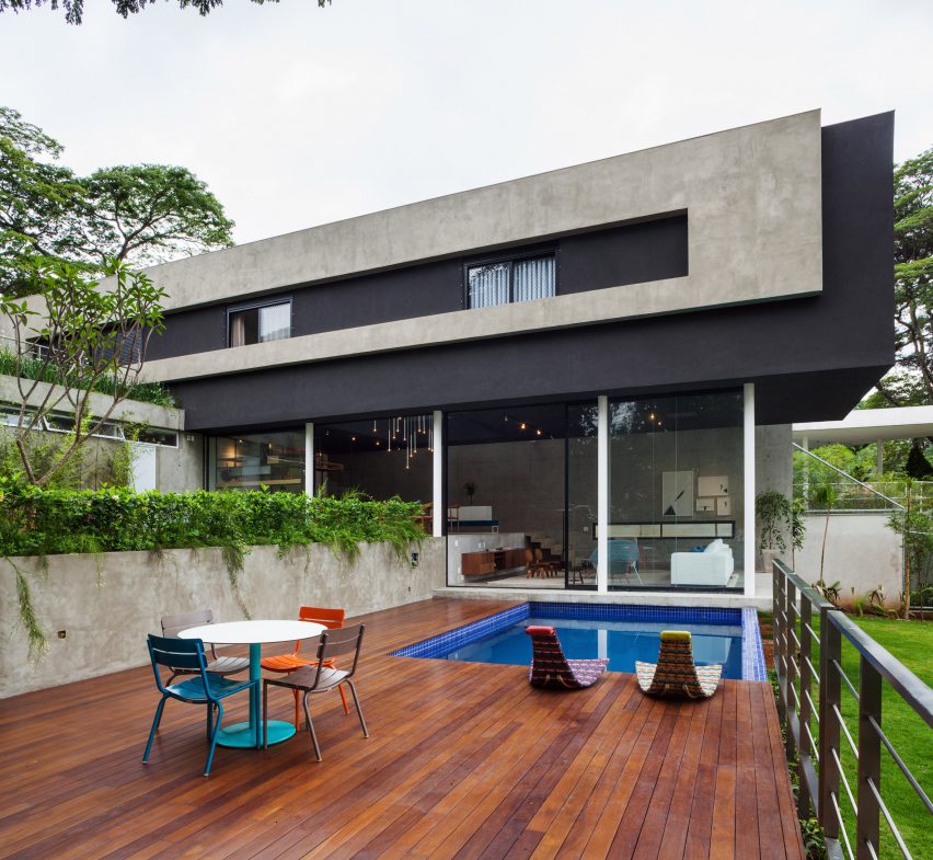 Mattos House by FGMF Arquitetos
