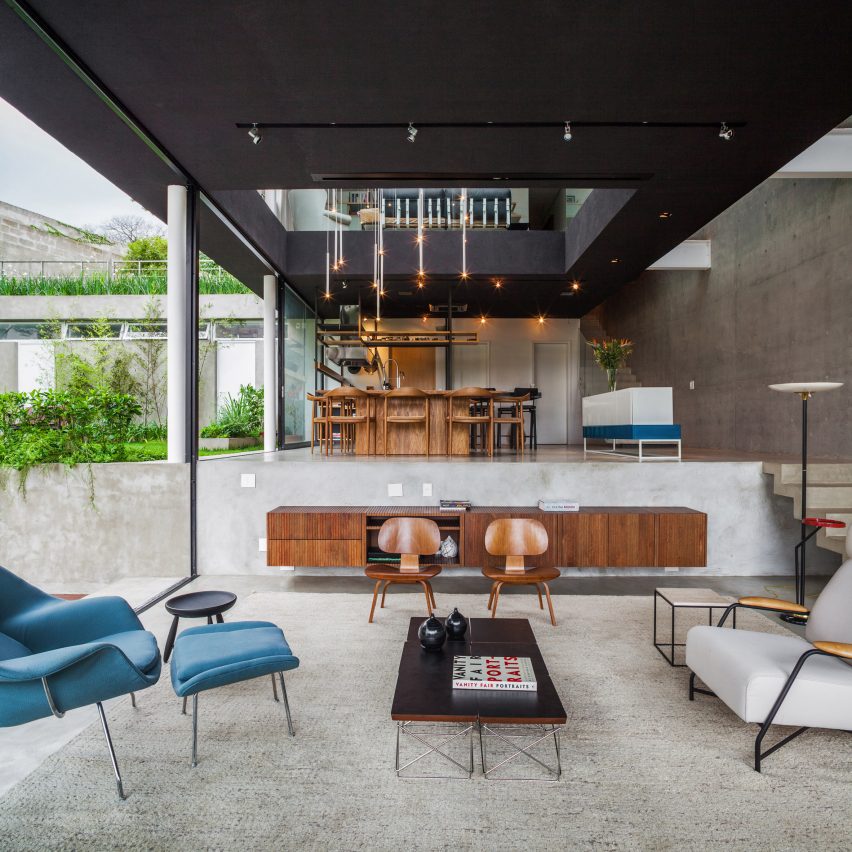 Mattos House by FGMF Arquitetos