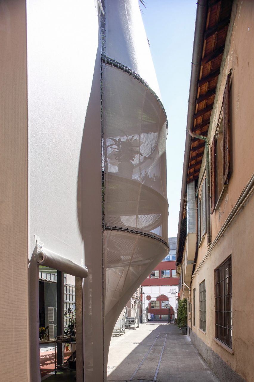 MINI LIVING Breath Installation