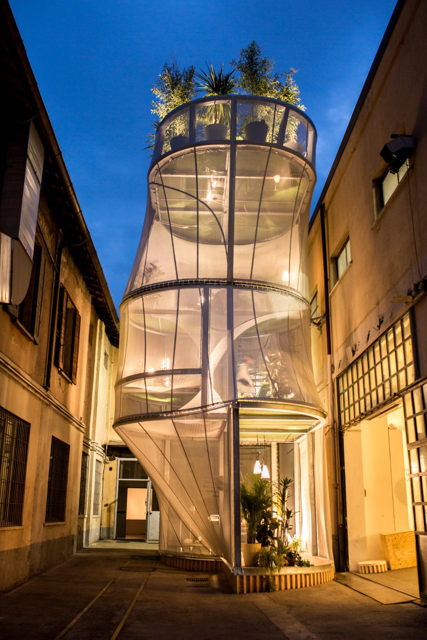 MINI LIVING Breath Installation
