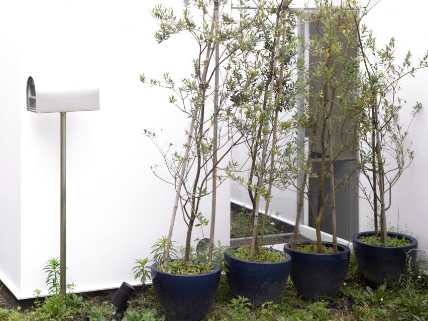 Moriyama House photos by Edmund Sumner