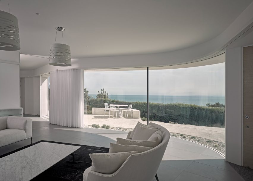 Ness Point House by Tonkin Liu Architects