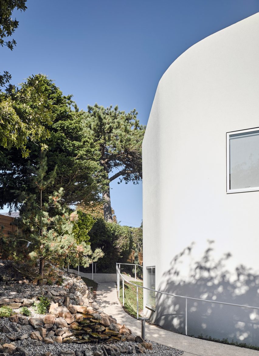 Ness Point House by Tonkin Liu Architects