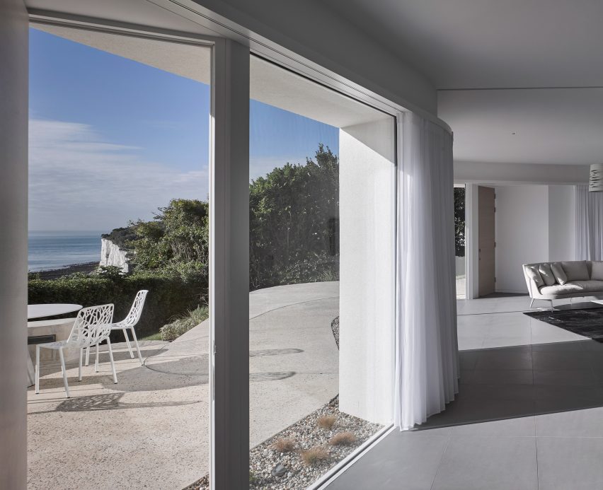 Ness Point House by Tonkin Liu Architects
