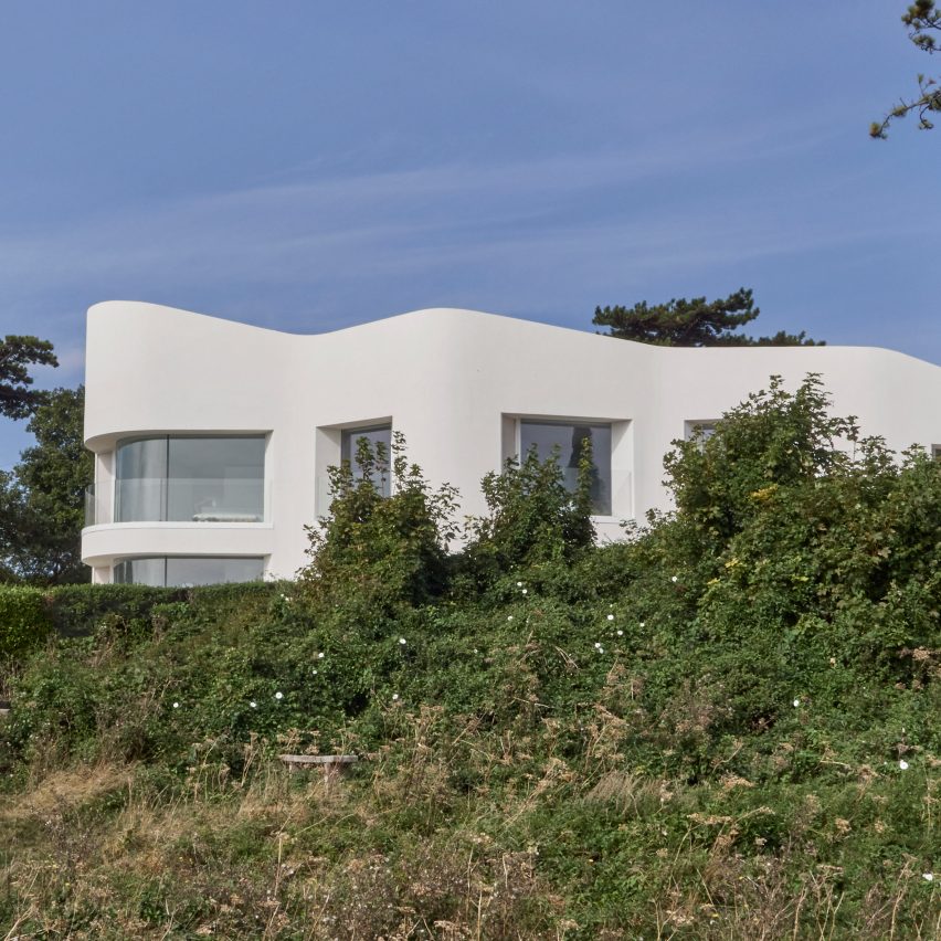 Ness Point House by Tonkin Liu Architects