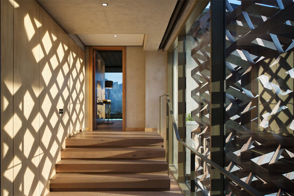 OVD 919 by SAOTA