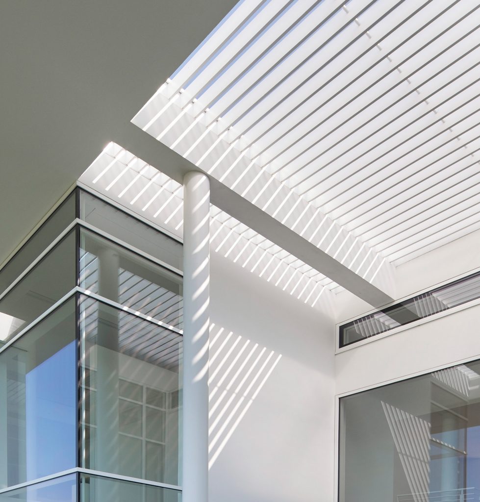 Oxfordshire Residence by Richard Meier & Partners