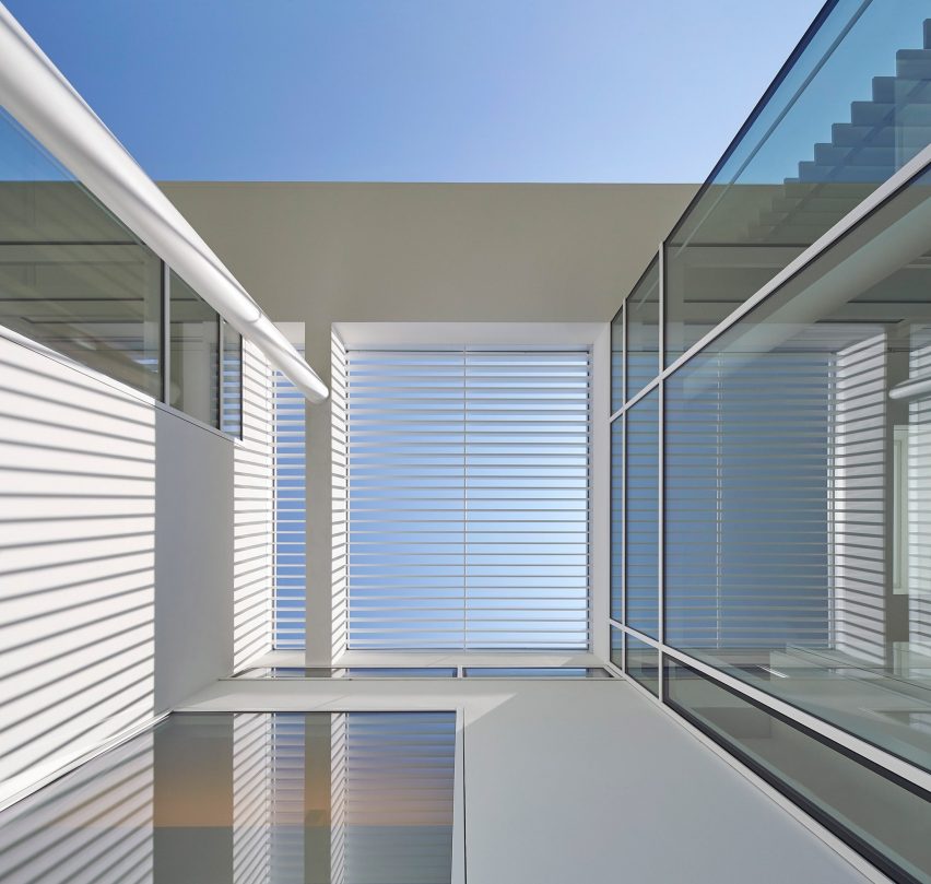Oxfordshire Residence by Richard Meier & Partners