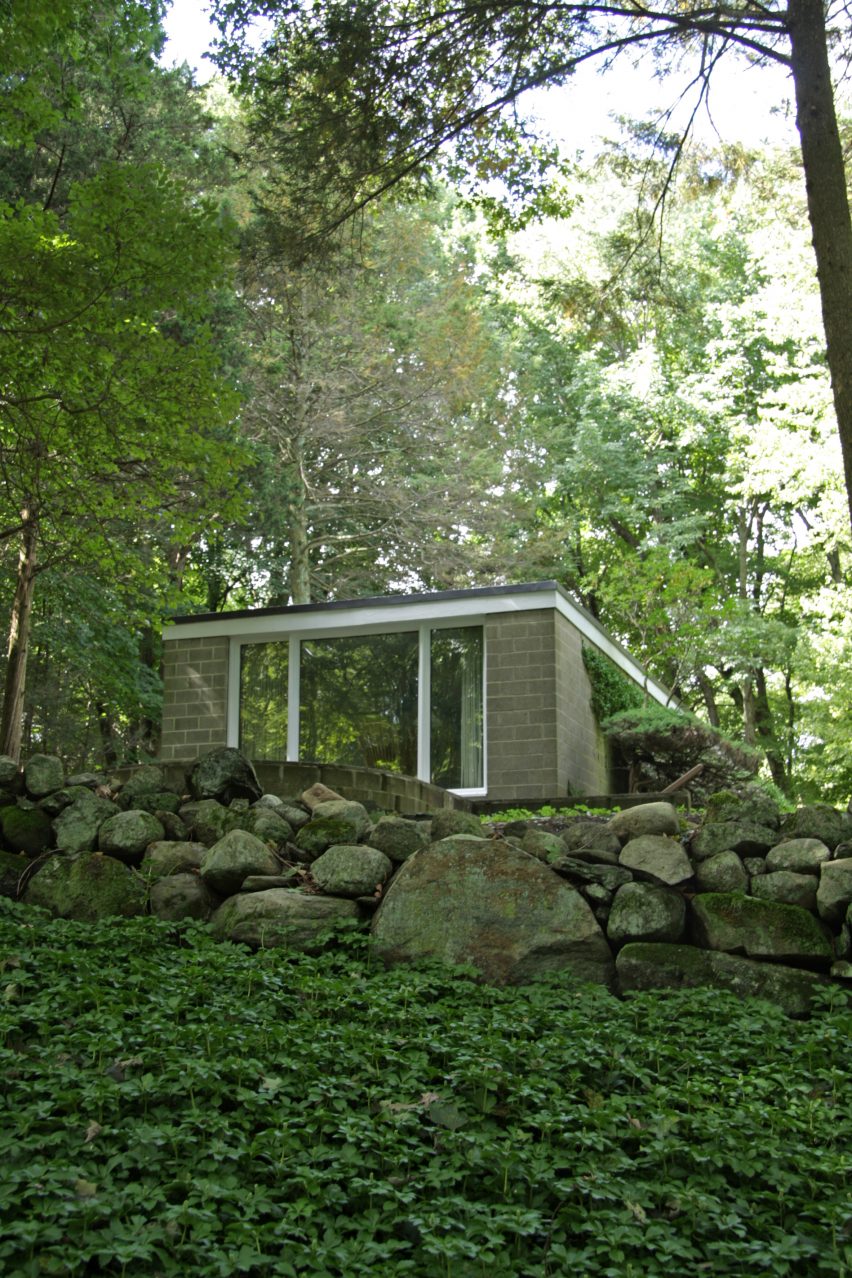 Booth House by Philip Johnson