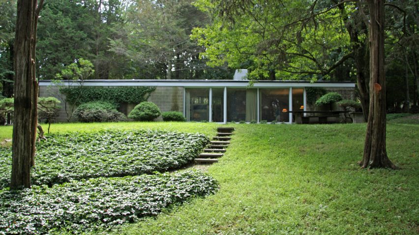 Booth House by Philip Johnson
