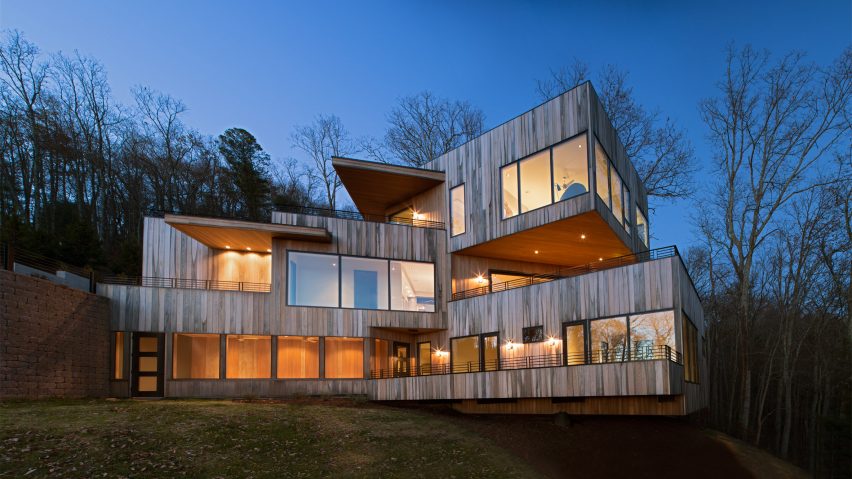 Retro+Fit Design stacks cyprus-clad volumes to form home overlooking North Carolina valley  