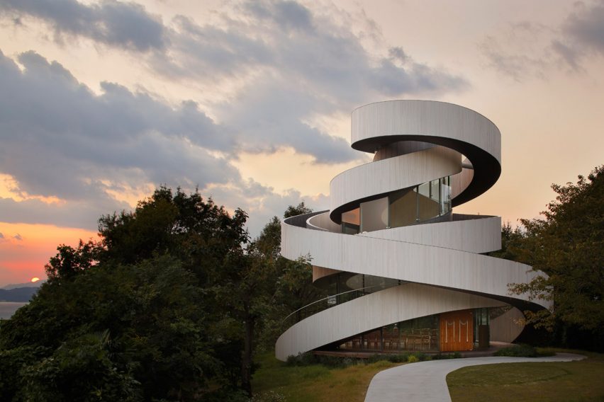 Ribbon Chapel by Hiroshi Nakamura. Photograph is by Nacasa and Partners.
