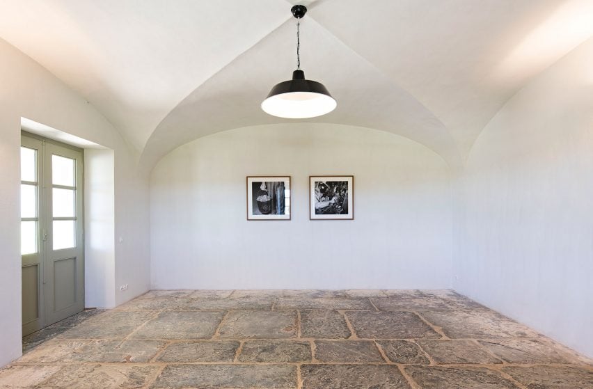 Sao Lourenco do Barrocal by Eduardo Souto de Moura