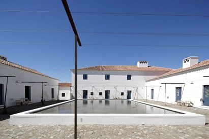 Sao Lourenco do Barrocal by Eduardo Souto de Moura