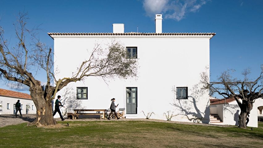 Sao Lourenco do Barrocal by Eduardo Souto de Moura