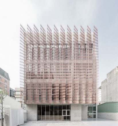 Tainan Tung-Men Holiness Church by MAYU architects+