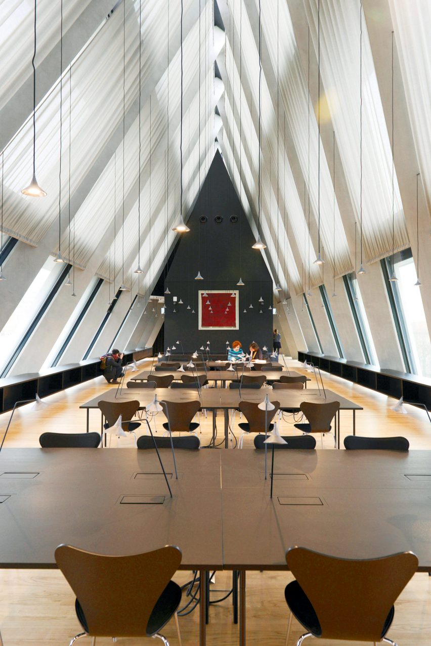 Unterlinden table light by Herzog & de Meuron for Artemide