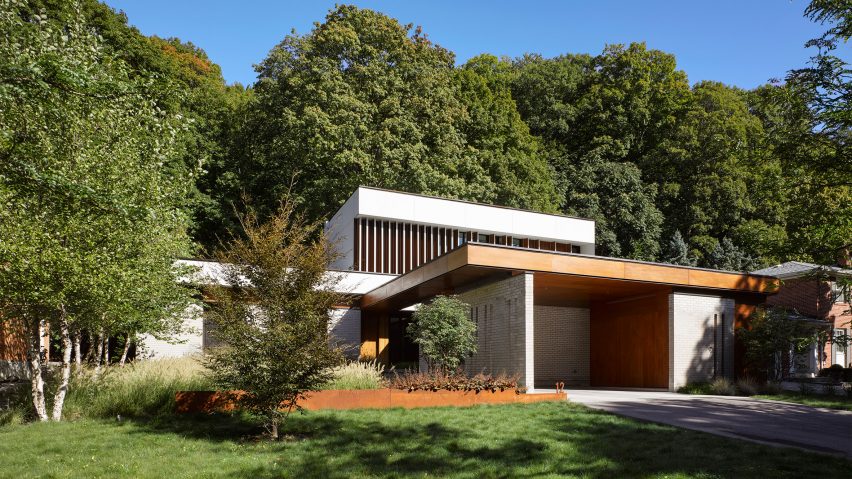 Valley House by Superkül