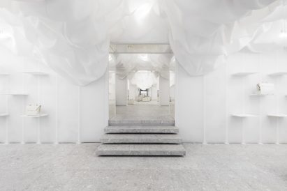 Velextra Store by Snarkitecture