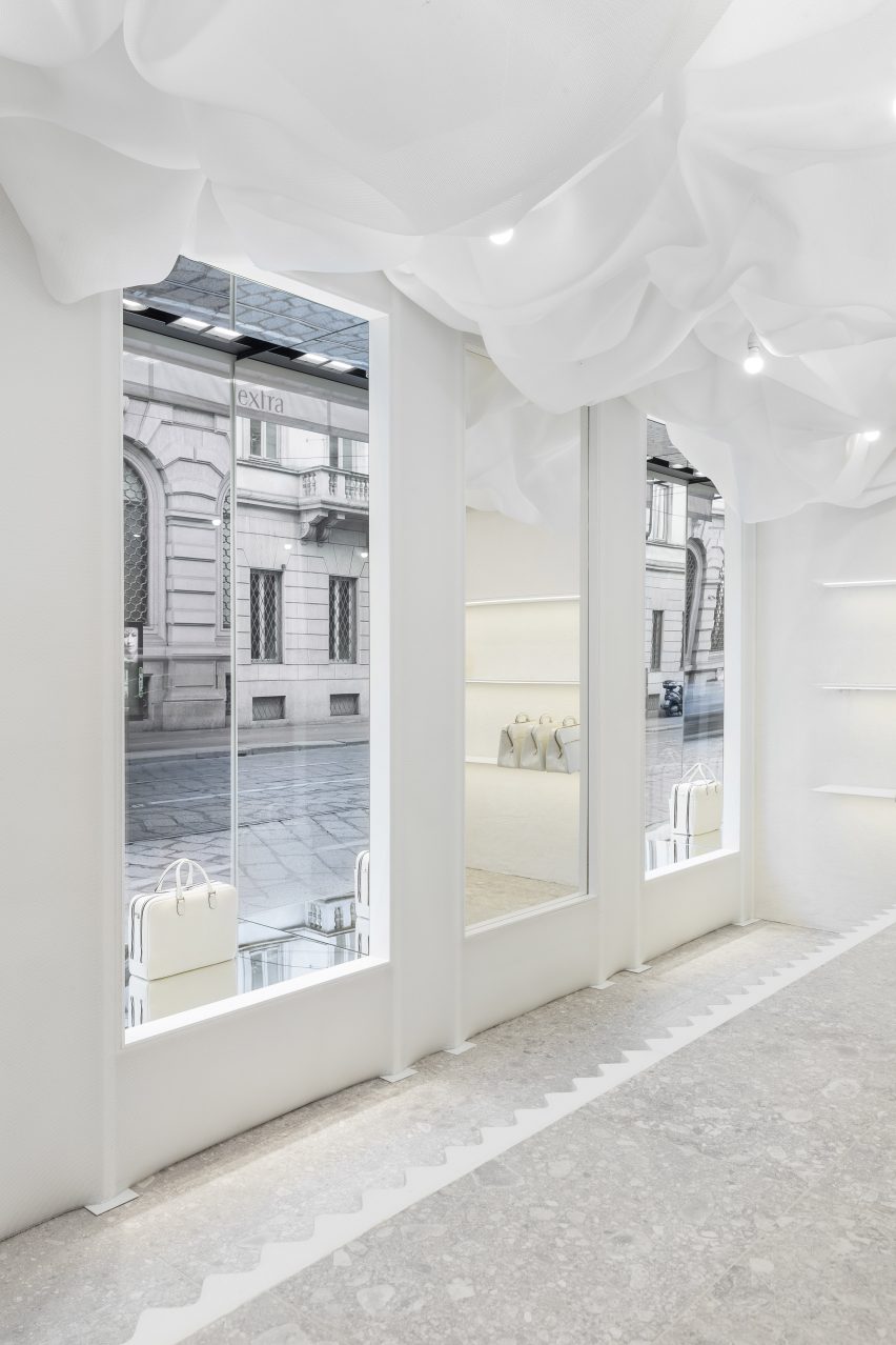 Velextra Store by Snarkitecture