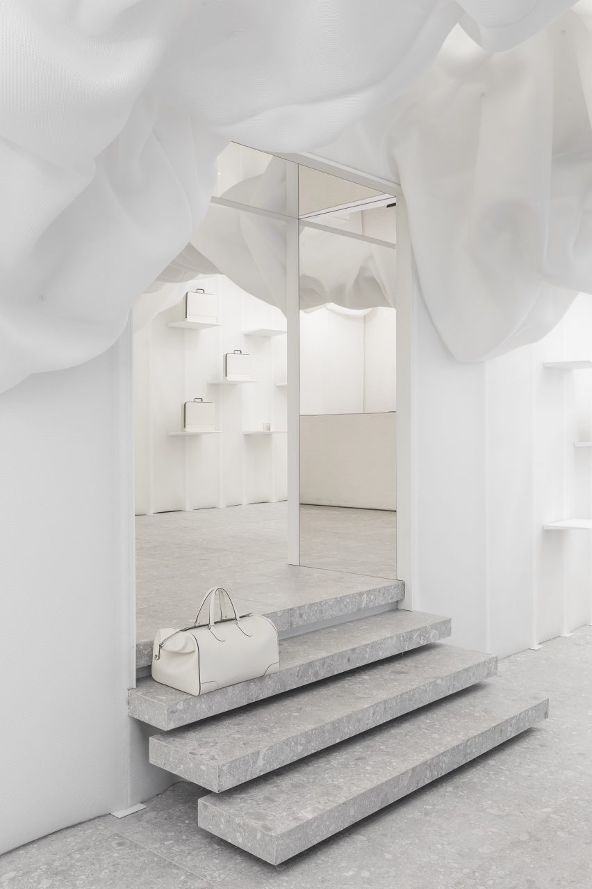 Velextra Store by Snarkitecture