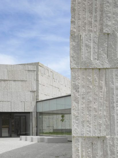 Verín Arts Center by Zooco Estudio