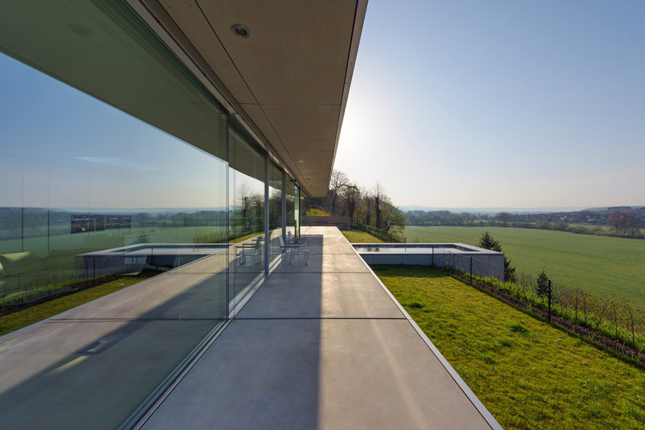 Villa K by Paul de Ruiter Architects