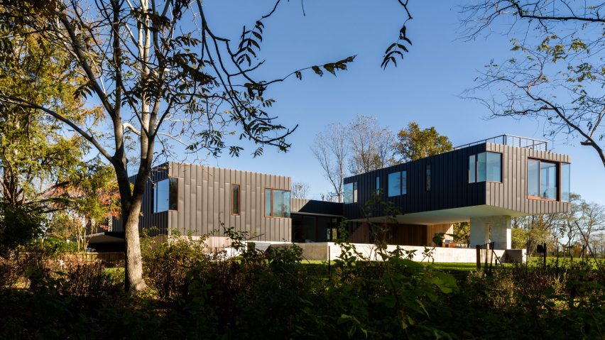 Watermill House by Office of Architecture
