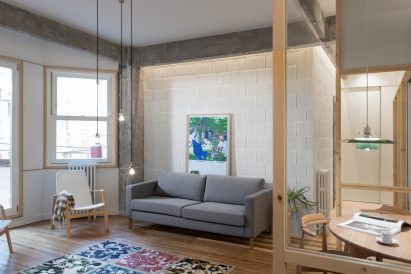 Refurbished apartment in Bilbao by PAUZARQ arquitectos