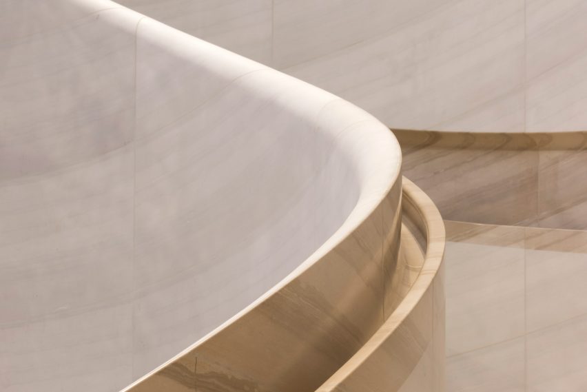 Apple Orchard Road by Foster + Partners