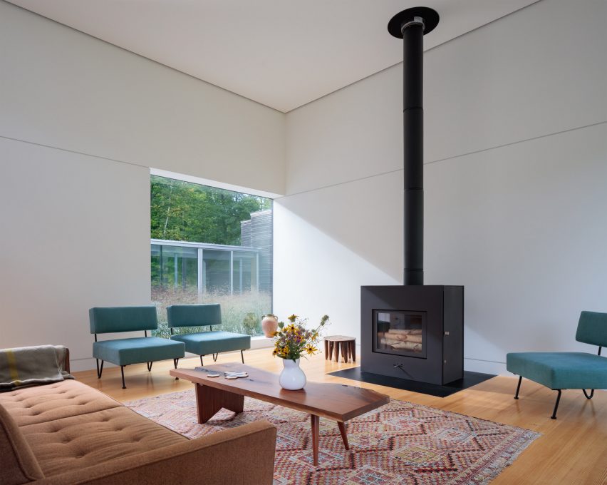 Artist Retreat by Gluck +