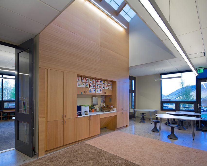 Aspen Community School by Studio B