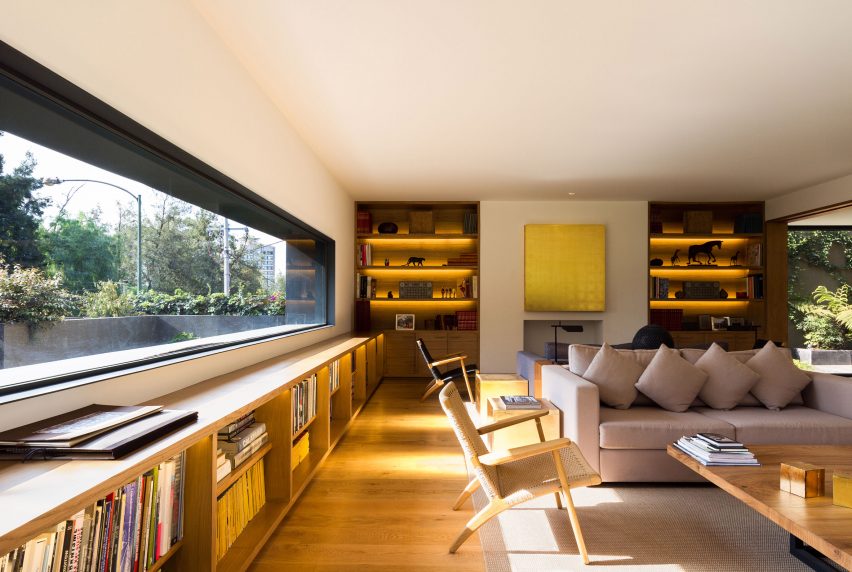 Carpinos House by Andres Stebelski