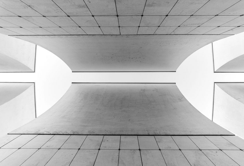 Cemetery in Dalmine by CN10 Architetti