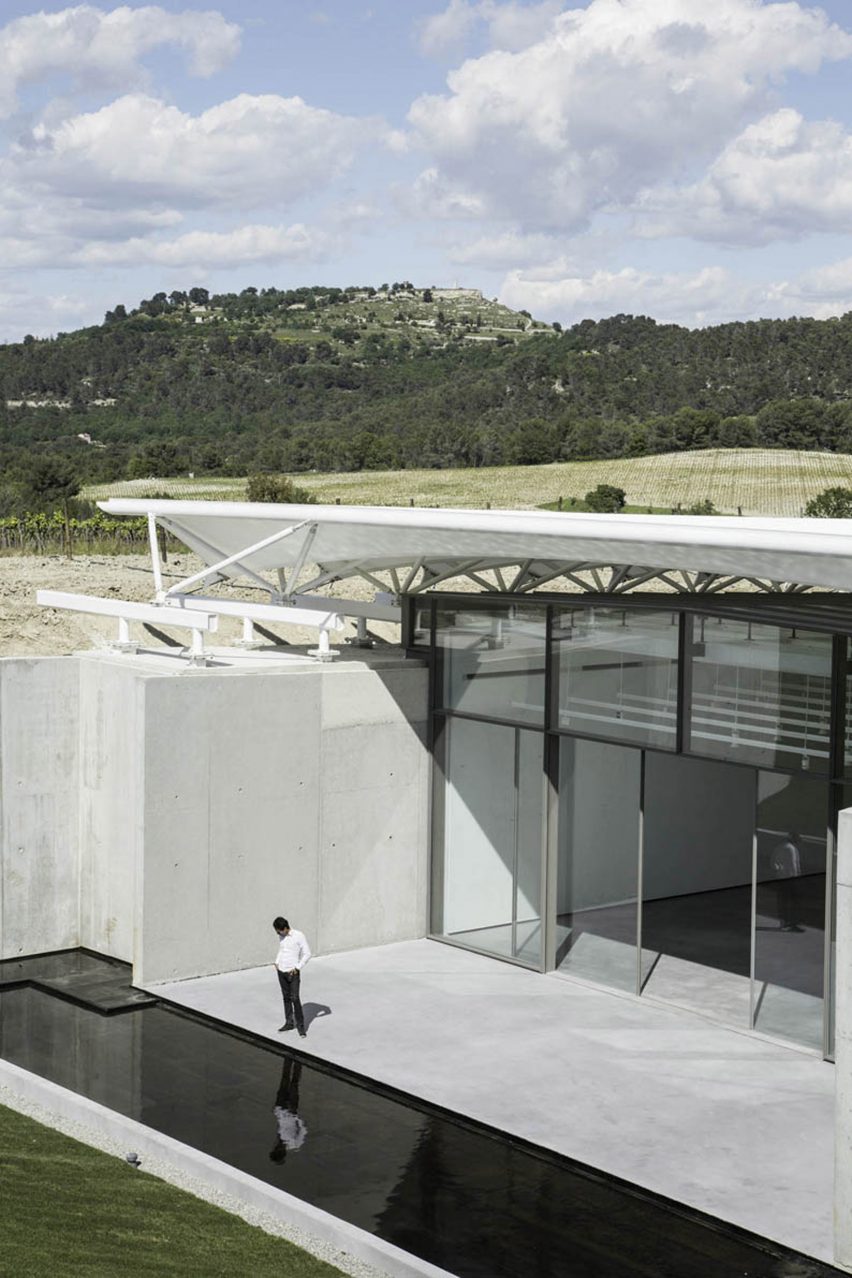 Château La Coste Art Gallery by Renzo Piano Building Workshop