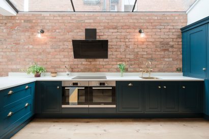 Choir Singer's House by Intervention Architecture