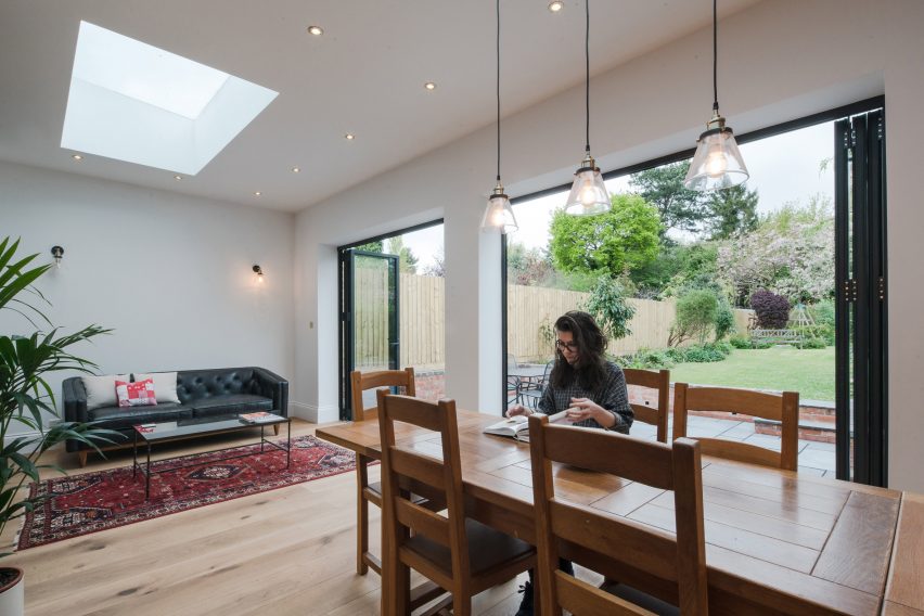 Choir Singer's House by Intervention Architecture