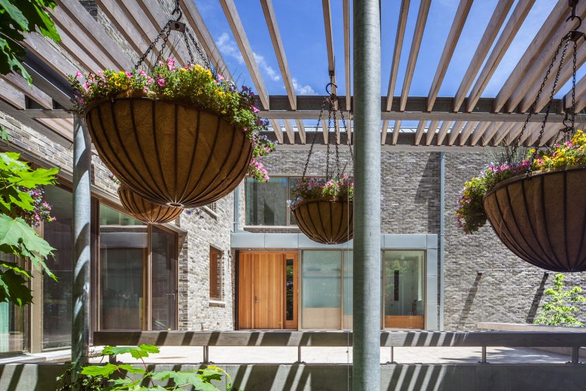 Corbourg residence by Trevor Horne Architects and Philip Goldsmith