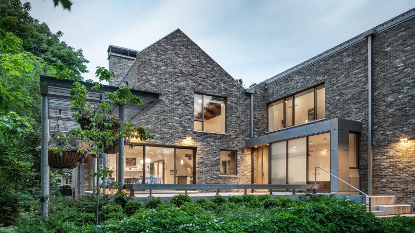 Corbourg residence by Trevor Horne Architects and Philip Goldsmith