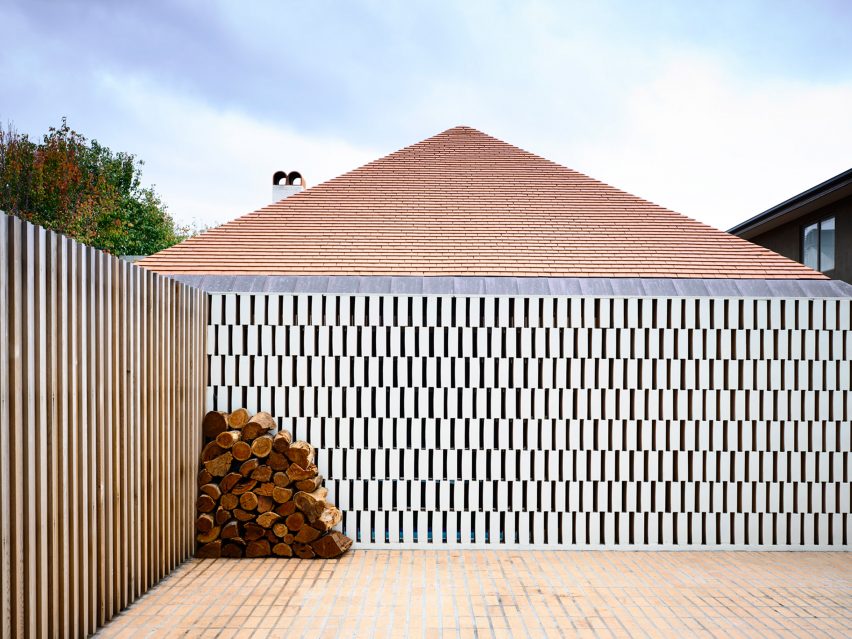 Deepdene House by Kennedy Nolan