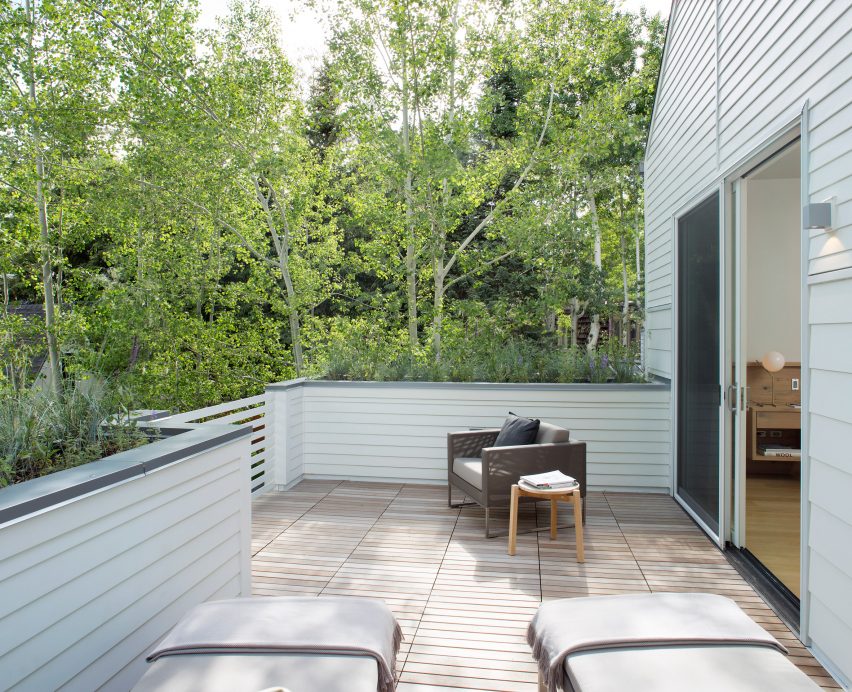Game On residence by Rowland + Broughton