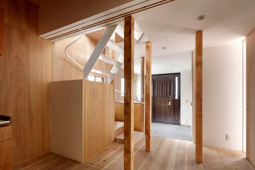 House for 4 Generations by Tomomi Kito